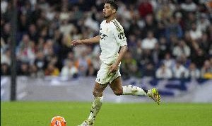 半岛体育官方网站-官方解释贝林红牌取消：与对手友好致意无攻击性，裁判报告被推翻