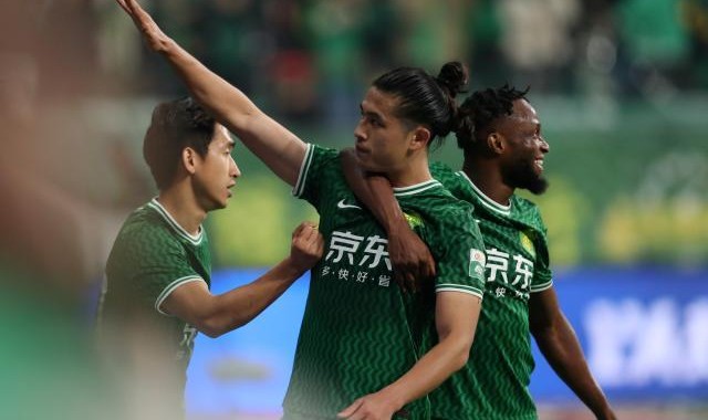 【中超】王子铭单刀被扑张玉宁染红 国安0比0浙江