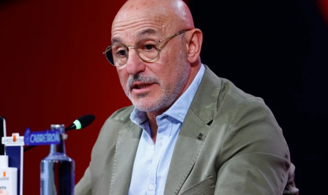 德拉富恩特谈贡萨洛：他有光明的未来，但进国家队不能急于求成