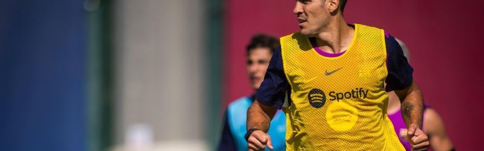 半岛体育官方网站-世体：罗梅乌缺席巴萨今日合练，俱乐部正努力与他解约