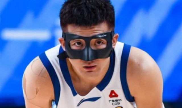 升联赛第一！孙铭徽19分广厦逆转新疆 胡金秋16分塔克26+6+7