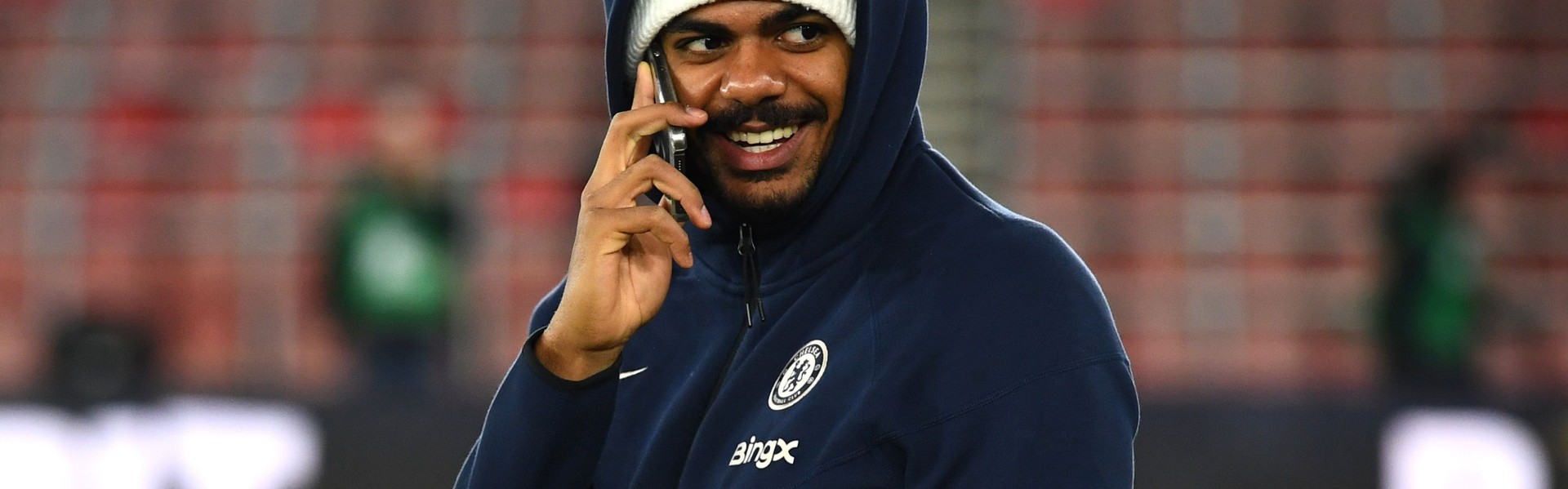 半岛体育-记者：维加加盟比利亚雷亚尔，基础转会费2450万欧元，500万浮动条款达成条件苛刻